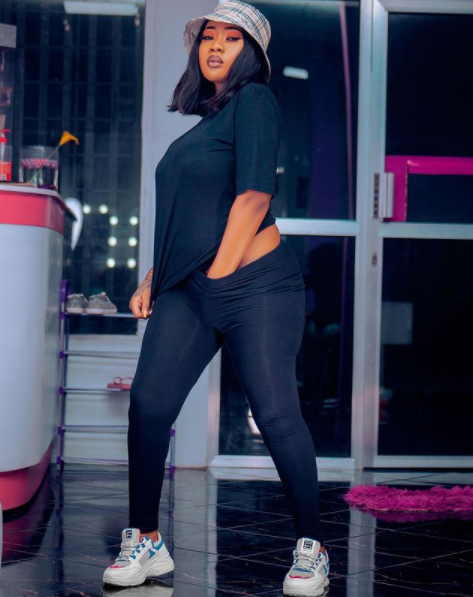 Photos – Amber Lulu, la chanteuse tanzanienne qui embrase la toile