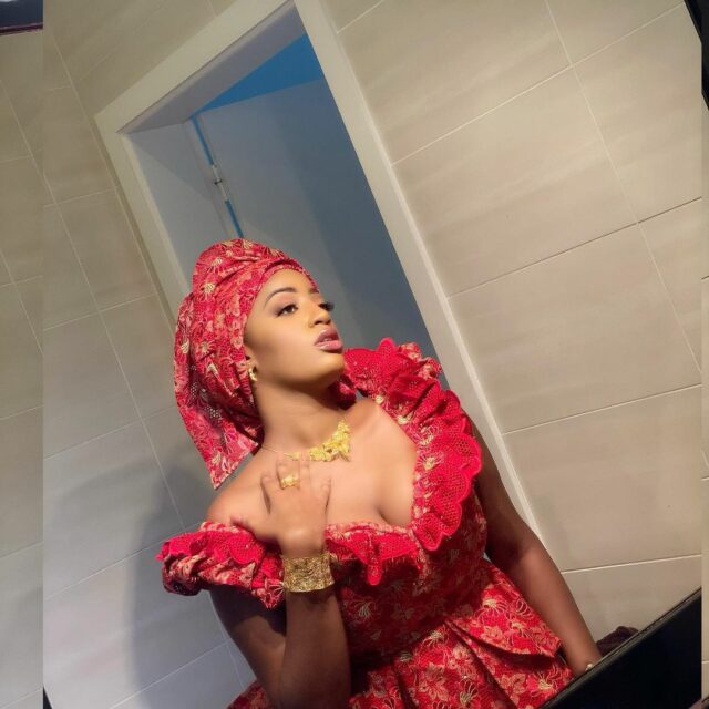 (Photos) Betty Dia, l’actrice au sourire ravageur