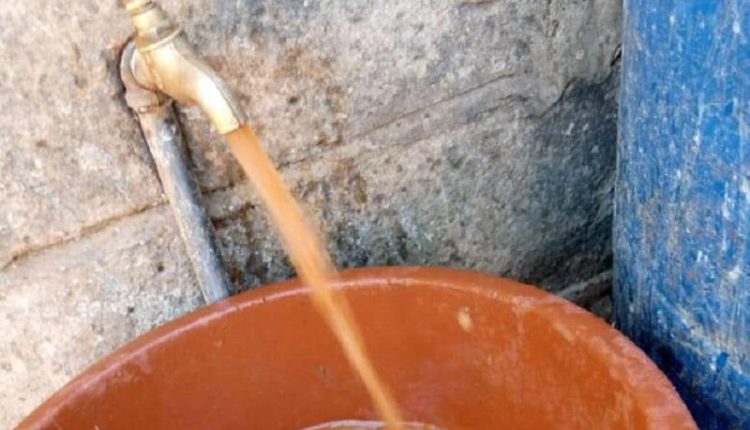 Parcelles Assainies: L’eau des robinets devenue noire et puante......