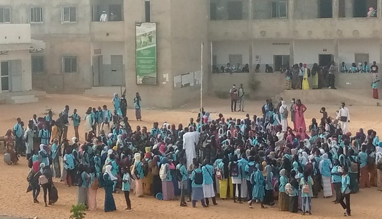 Mouvement d'humeur au lycée des Parcelles Assainies