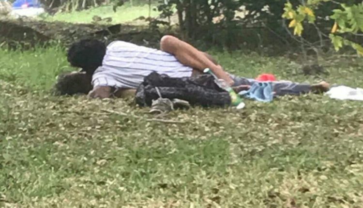 Un homme surpris en pleins ébats sexuels avec un garçon de 14 ans