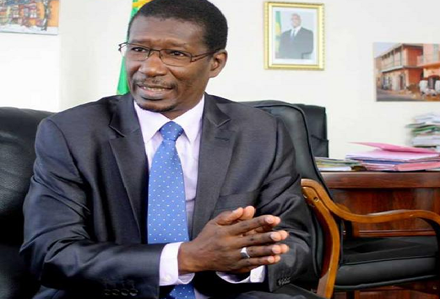 Mary Teuw Niane poursuit son opération de charme