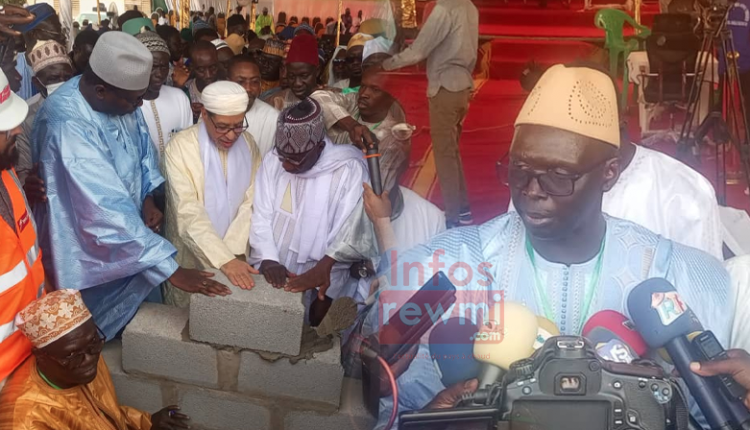 Kaolack : Pose de la première pierre de la grande mosquée de kaolack. L'édifice va coûter à 1milliards 380 francs CFA.