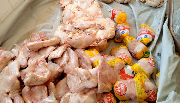 Kaolack: Saisie de 142 poulets et cuisses de poulets impropres à la consommation.