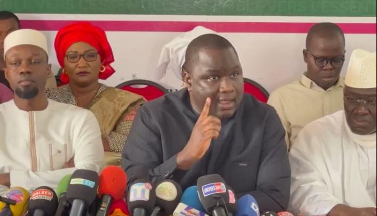 🔴 Direct - Macky sera pas candidat: Yewwi Askan Wi face à la presse